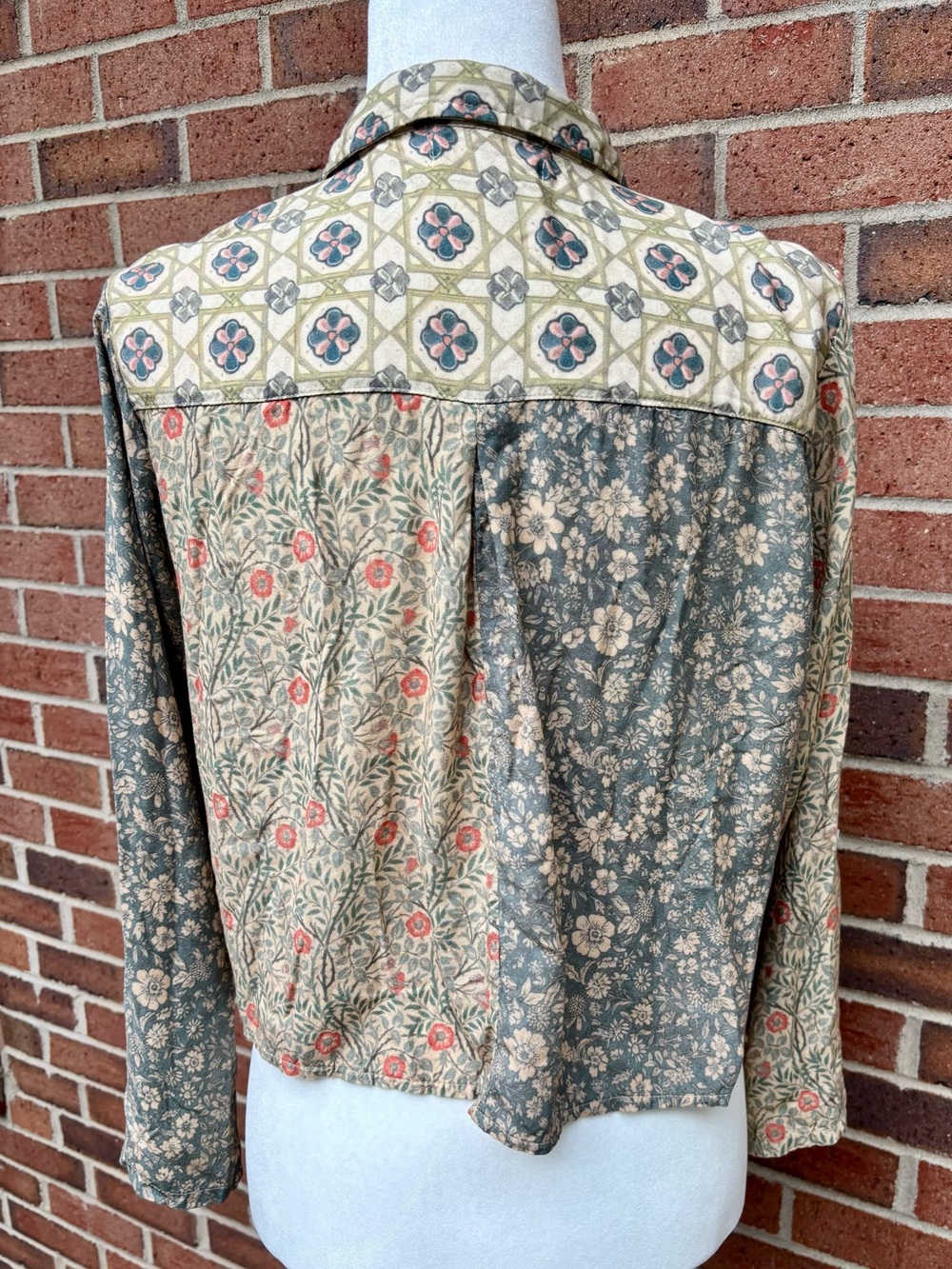 Natural Life Mixed Print Tie Front Button Up Blouse Size M Boho Floral Patchwork - Picture 4 of 9